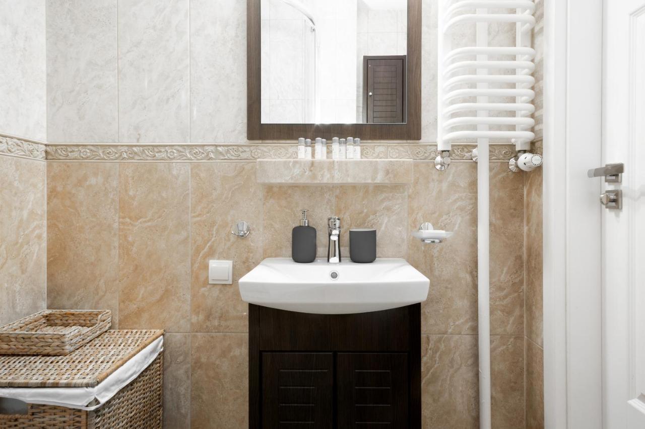 Warsaw New Town Apartments By Renters Exteriér fotografie