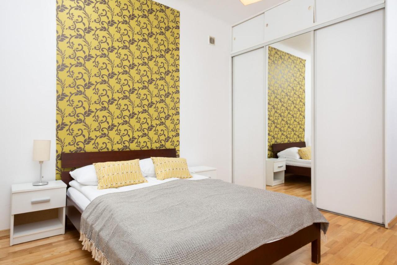 Warsaw New Town Apartments By Renters Exteriér fotografie